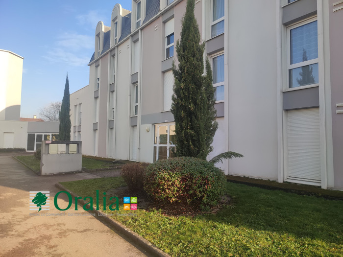 Image 6 sur 7 - Appartement  ·  Location · Dijon (21000) · 1 pièce · 20m²