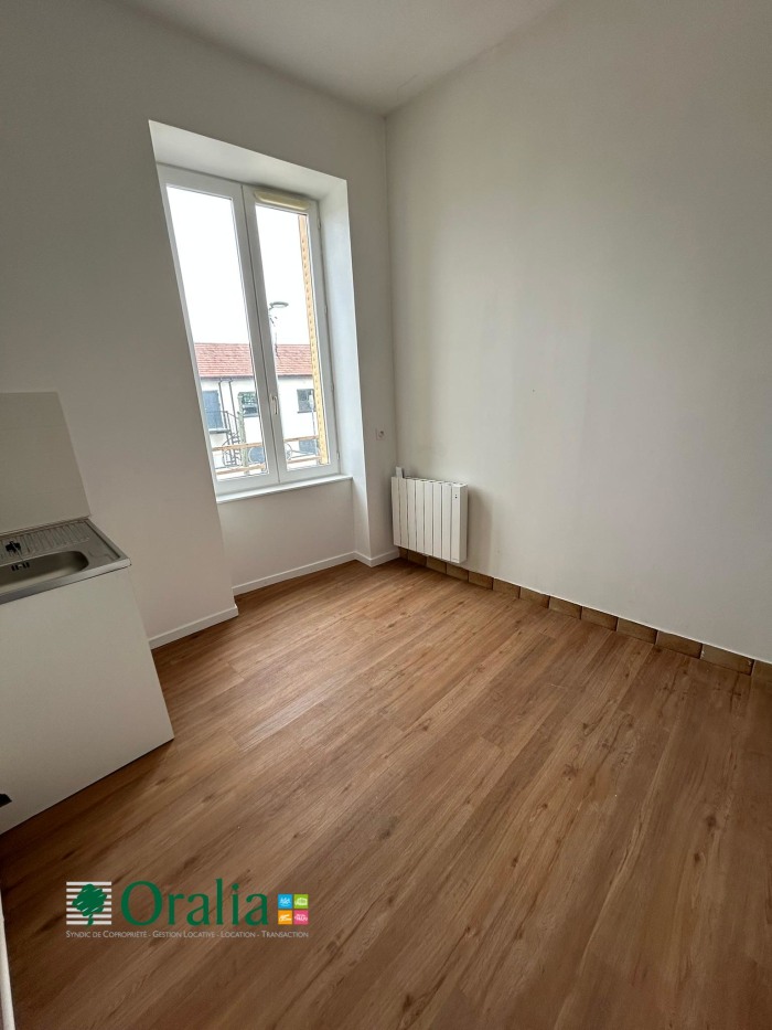 Image 12 sur 16 - Appartement  ·  Location · Bron (69500) · 2 pièces · 39m²