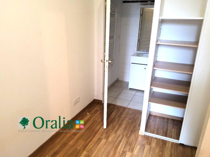 Image 6 sur 10 - Appartement  ·  Location · Curis Au Mont D Or (69250) · 3 pièces · 60m²