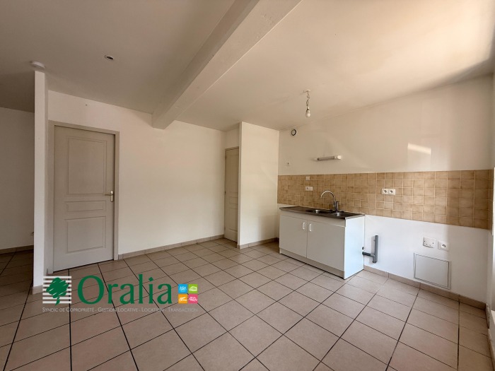 Image 4 sur 15 - Maison  ·  Location · Pontcharra Sur Turdine (69490) · 3 pièces · 82m²