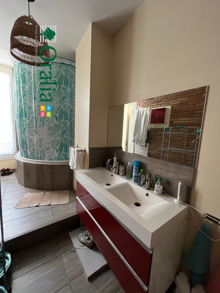 Image 11 sur 13 - Appartement  ·  Location · Grenoble (38000) · 4 pièces · 107m²