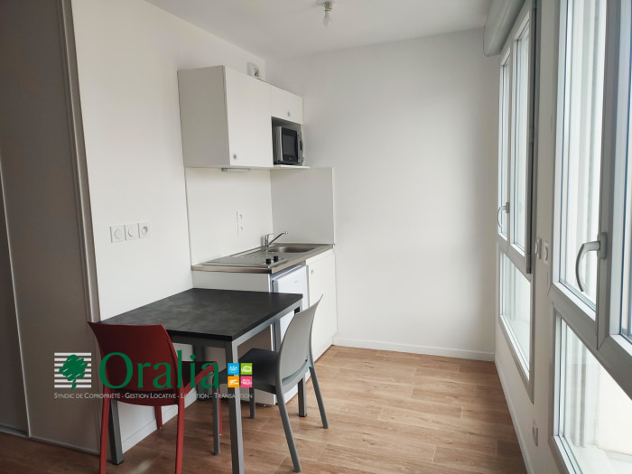 Image 1 sur 6 - Appartement  ·  Location · Dijon (21000) · 1 pièce · 22m²