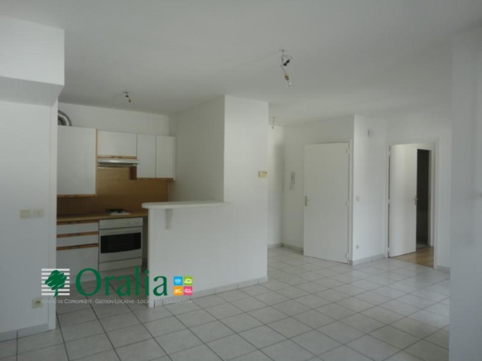 Image 3 sur 8 - Appartement  ·  Location · Grenoble (38000) · 2 pièces · 47m²