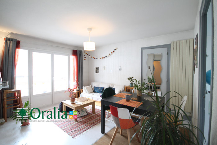 Image 2 sur 8 - Appartement  ·  Location · Grenoble (38000) · 3 pièces · 56m²