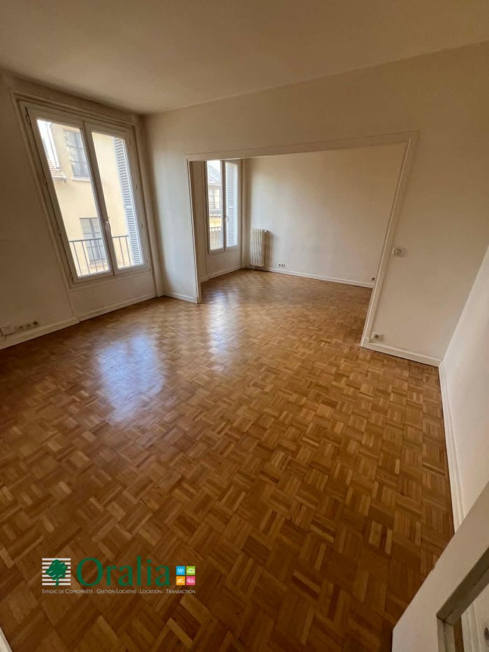 Image 1 sur 13 - Appartement  ·  Location · Paris (75004) · 2 pièces · 45m²