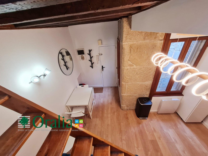 Image 9 sur 11 - Appartement  ·  Location · Dijon (21000) · 1 pièce · 17m²