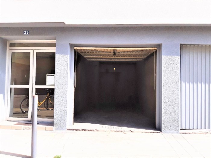 Image 2 sur 5 - Parking  ·  Location · Grenoble (38100)
