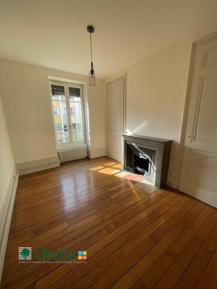 Image 7 sur 7 - Appartement  ·  Location · Lyon (69002) · 3 pièces · 56m²