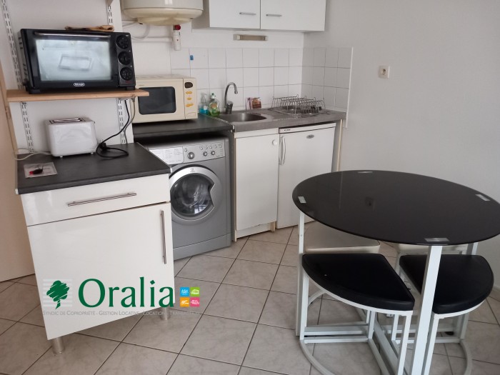 Image 2 sur 9 - Appartement  ·  Location · Dijon (21000) · 2 pièces · 32m²