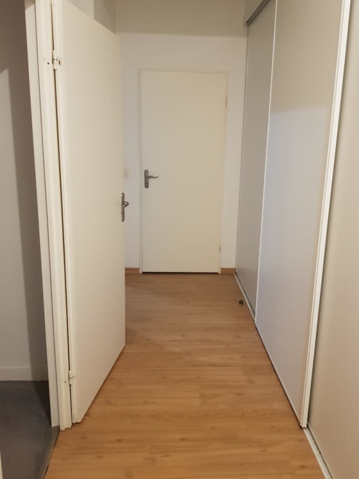 Image 7 sur 8 - Appartement  ·  Location · Hellemmes Lille (59260) · 2 pièces · 52m²