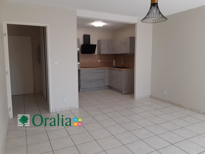 Image 2 sur 11 - Appartement  ·  Location · Noyarey (38360) · 2 pièces · 45m²