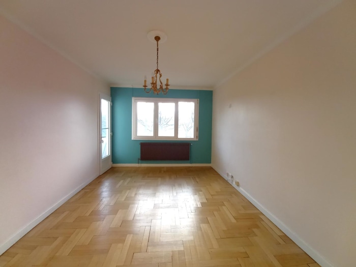 Image 2 sur 14 - Appartement  ·  Location · Caluire (69300) · 2 pièces · 63m²