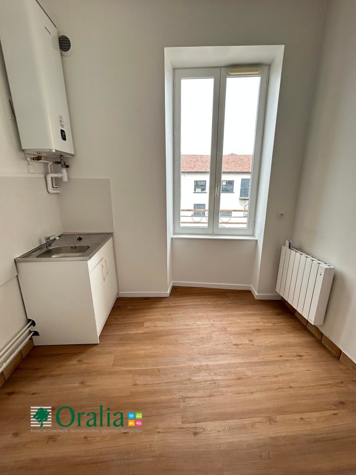 Image 11 sur 16 - Appartement  ·  Location · Bron (69500) · 2 pièces · 39m²