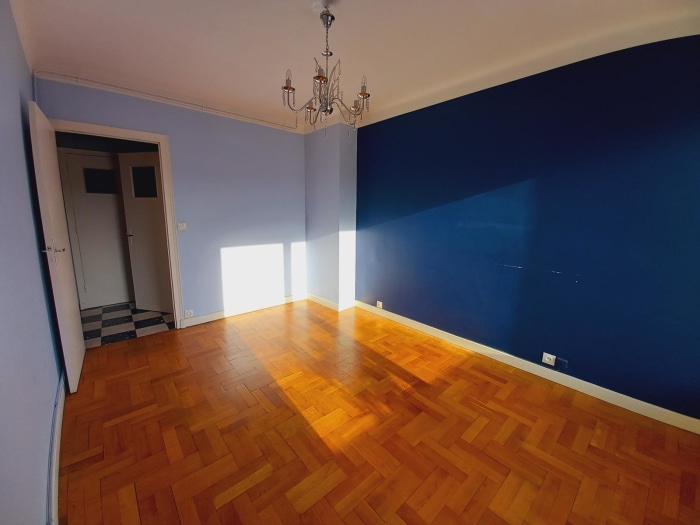 Image 13 sur 14 - Appartement  ·  Location · Caluire (69300) · 2 pièces · 63m²