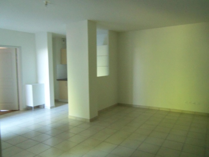 Image 4 sur 10 - Appartement  ·  Location · Curis Au Mont D Or (69250) · 3 pièces · 60m²