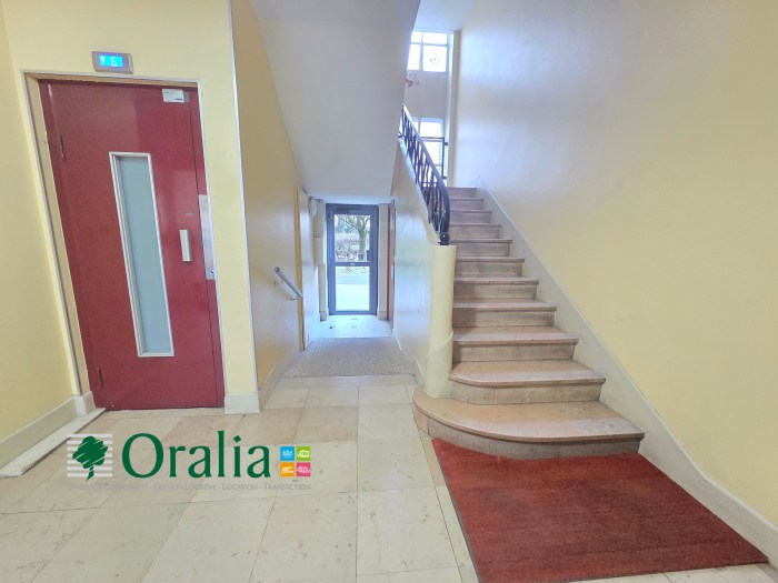 Image 15 sur 16 - Appartement  ·  Location · Grenoble (38000) · 3 pièces · 94m²
