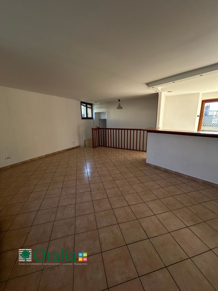 Image 1 sur 1 - Appartement  ·  Location · Saint Cyr Au Mont D Or (69450) · 3 pièces · 69m²