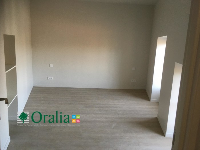 Image 5 sur 7 - Maison  ·  Location · Charly (69390) · 127m²