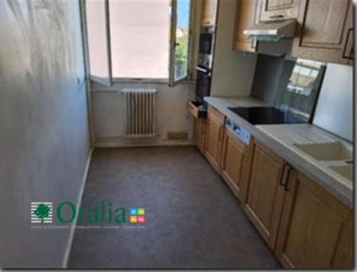 Image 7 sur 7 - Appartement  ·  Location · Bron (69500) · 3 pièces · 64m²