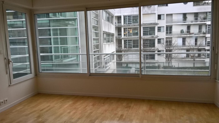 Image 1 sur 7 - Appartement  ·  Location · Paris (75007) · 4 pièces · 75m²