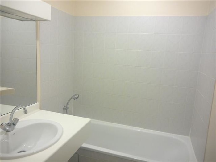 Image 6 sur 9 - Appartement  ·  Location · Grenoble (38000) · 1 pièce · 32m²