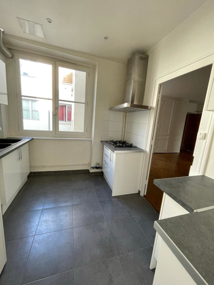Image 9 sur 21 - Appartement  ·  Location · Lyon (69001) · 4 pièces · 181m²