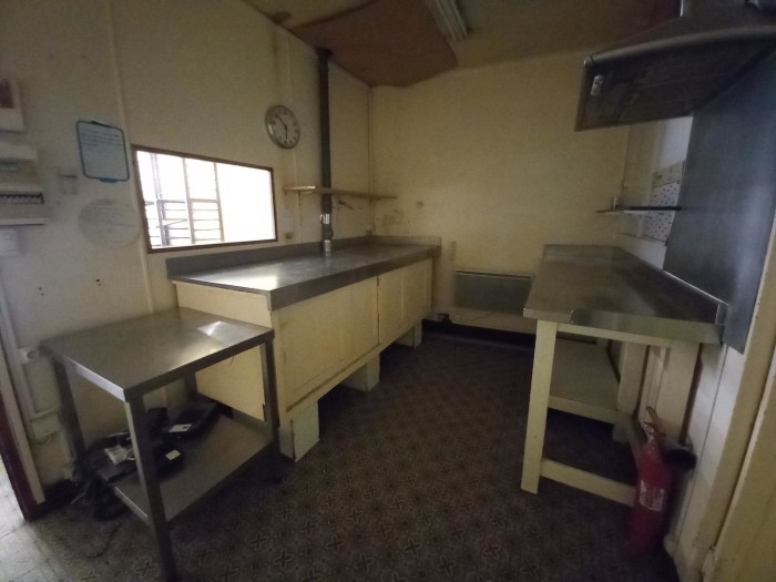 Image 5 sur 8 - Local commercial  ·  Location · Grenoble (38000)