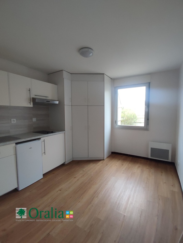 Image 1 sur 7 - Appartement  ·  Location · Dijon (21000) · 1 pièce · 30m²