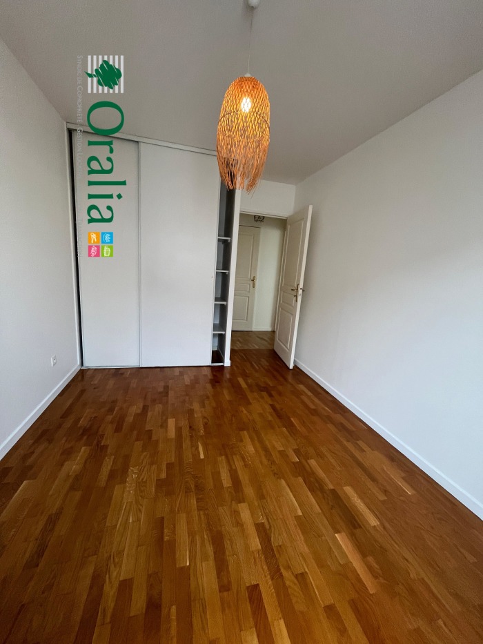 Image 3 sur 6 - Appartement  ·  Location · Villeurbanne (69100) · 2 pièces · 49m²