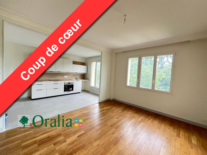 Image 1 sur 14 - Appartement  ·  Location · Grenoble (38000) · 5 pièces · 105m²
