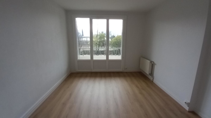 Image 3 sur 15 - Appartement  ·  Location · Meylan (38240) · 2 pièces · 40m²