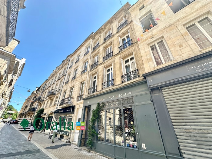 Image 14 sur 16 - Appartement  ·  Location · Bordeaux (33000) · 1 pièce · 35m²