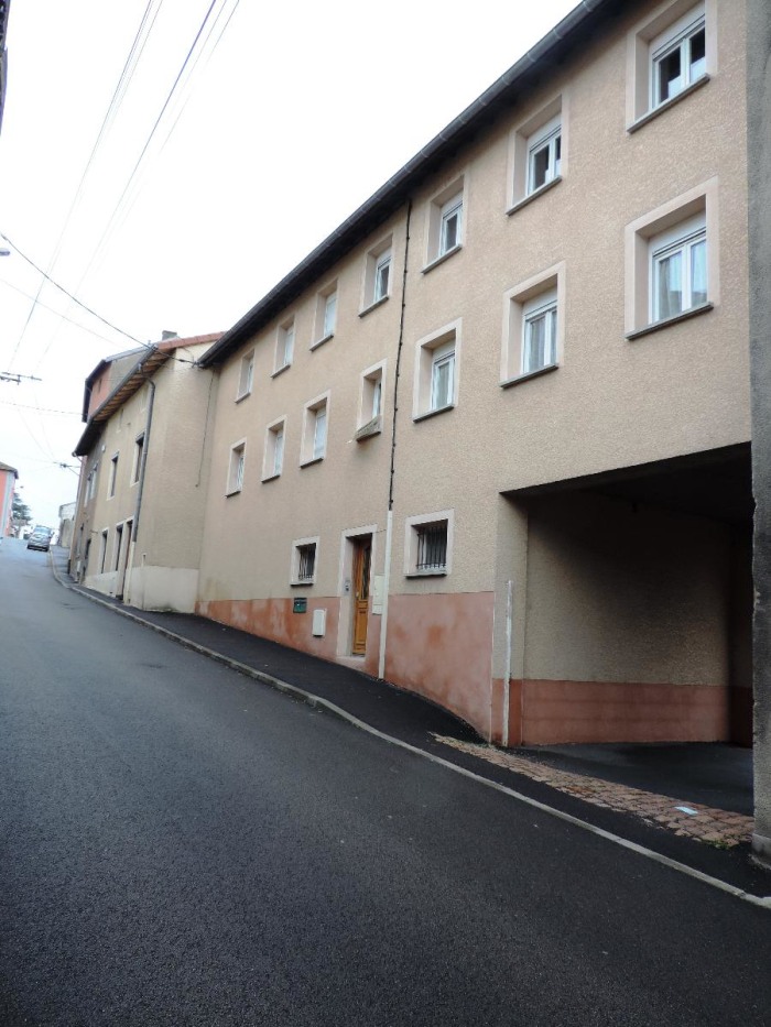 Image 7 sur 8 - Appartement  ·  Location · Amplepuis (69550) · 3 pièces · 64m²