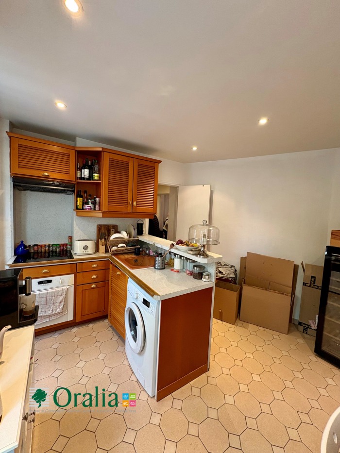 Image 2 sur 6 - Appartement  ·  Location · Paris (75012) · 2 pièces · 47m²