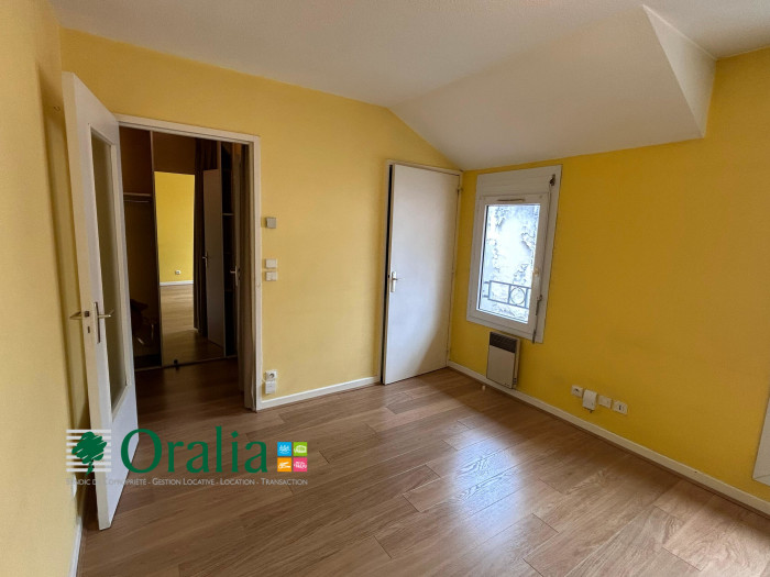 Image 2 sur 5 - Appartement  ·  Location · Grenoble (38000) · 1 pièce · 18m²