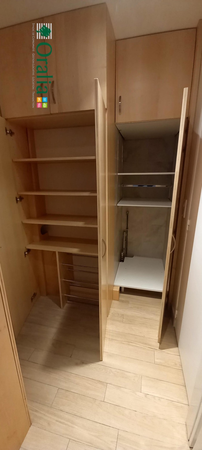 Image 9 sur 12 - Appartement  ·  Location · Paris (75007) · 1 pièce · 21m²