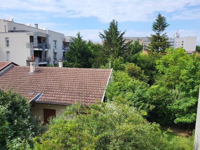 Image 3 sur 10 - Appartement  ·  Location · Villeurbanne (69100) · 2 pièces · 38m²