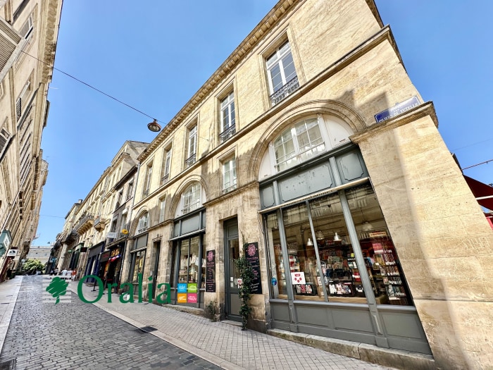 Image 7 sur 17 - Appartement  ·  Location · Bordeaux (33000) · 3 pièces · 68m²