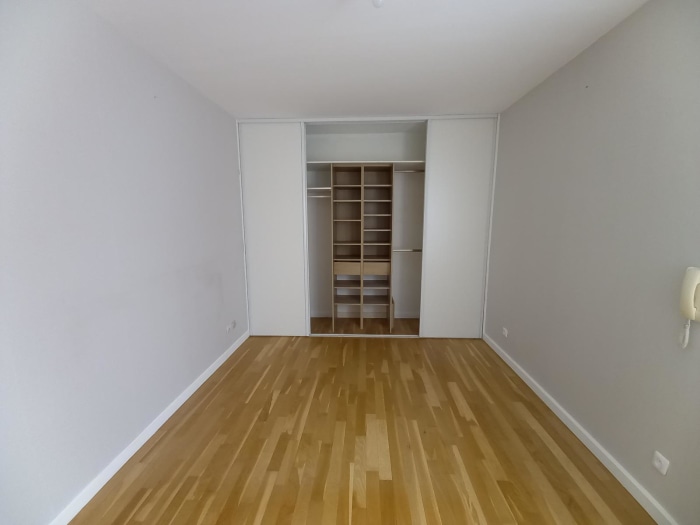Image 5 sur 10 - Appartement  ·  Location · Villeurbanne (69100) · 2 pièces · 47m²