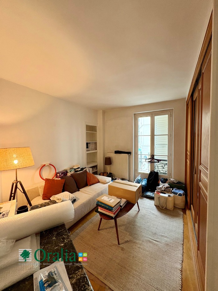 Image 3 sur 6 - Appartement  ·  Location · Paris (75012) · 2 pièces · 47m²