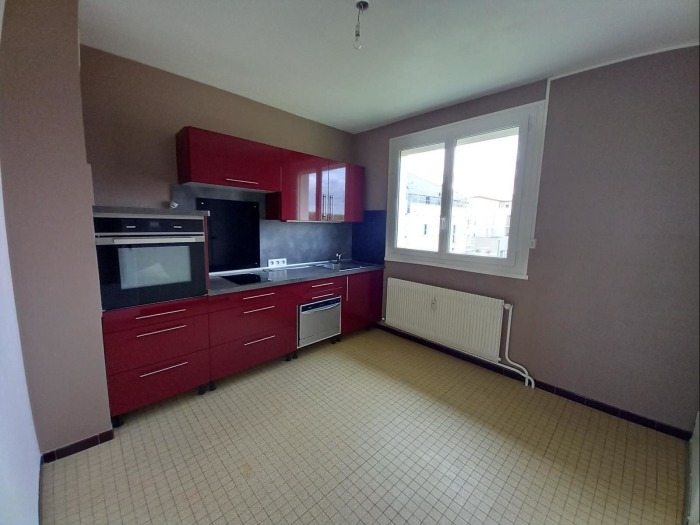Image 2 sur 12 - Appartement  ·  Location · Gleize (69400) · 4 pièces · 80m²