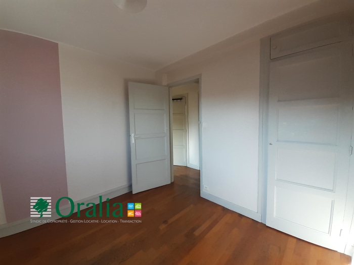 Image 6 sur 8 - Appartement  ·  Location · Dijon (21000) · 3 pièces · 46m²