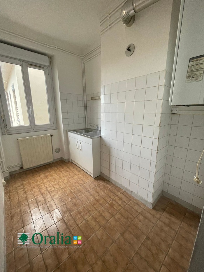 Image 12 sur 16 - Appartement  ·  Location · Lyon (69002) · 3 pièces · 64m²