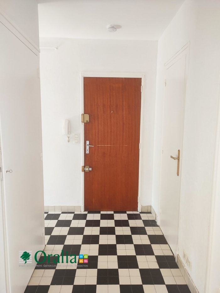 Image 8 sur 10 - Appartement  ·  Location · Dijon (21000) · 4 pièces · 70m²