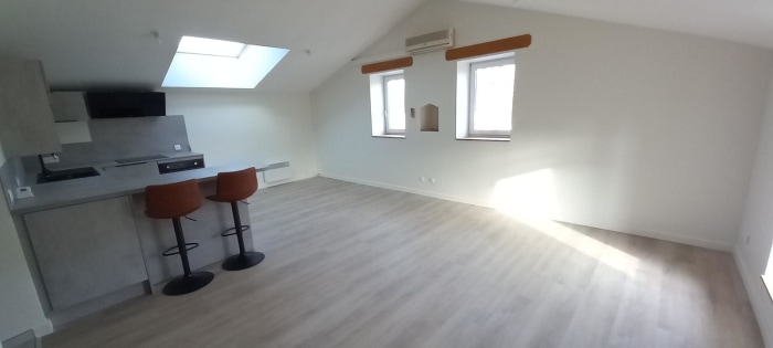 Image 1 sur 1 - Appartement  ·  Location · Villefranche Sur Saone (69400) · 3 pièces · 72m²