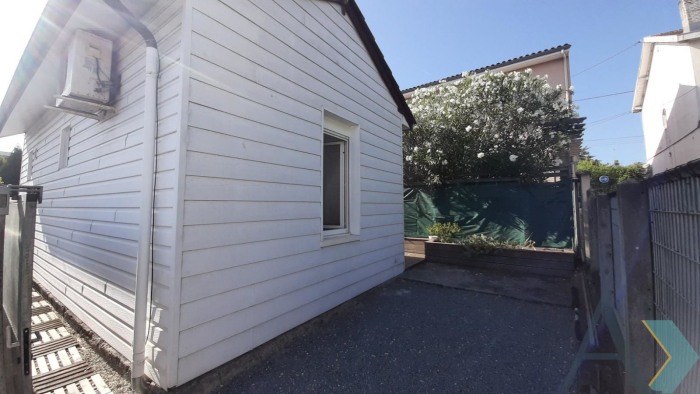 Image 8 sur 10 - Maison  ·  Location · Bordeaux (33200) · 2 pièces · 37m²