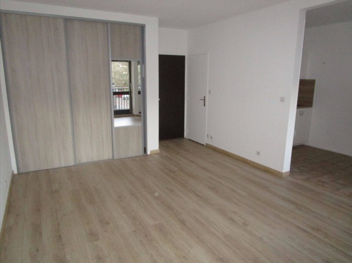 Image 2 sur 4 - Appartement  ·  Location · Merignac (33700) · 34m²