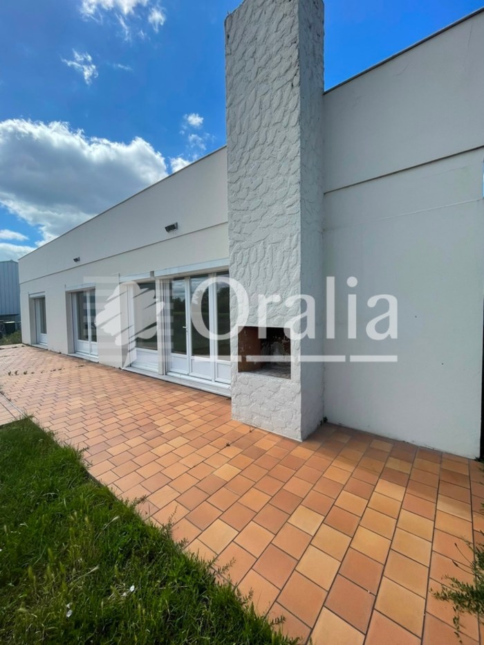 Image 4 sur 5 - Maison/villa  ·  Location · Macau (33460) · 3 pièces · 96m²