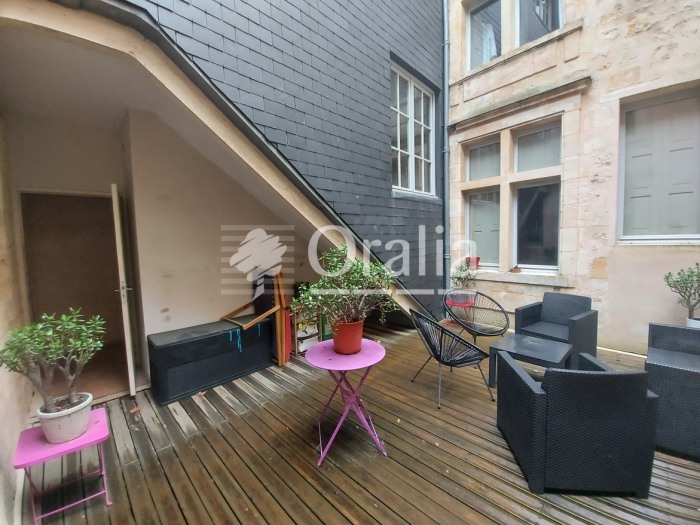 Image 3 sur 5 - Appartement  ·  Location · Bordeaux (33000) · 69m²