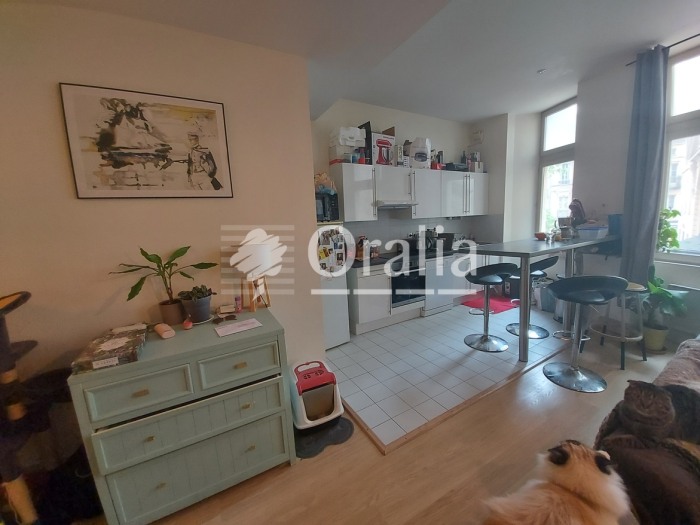 Image 2 sur 5 - Appartement  ·  Location · Bordeaux (33000) · 69m²